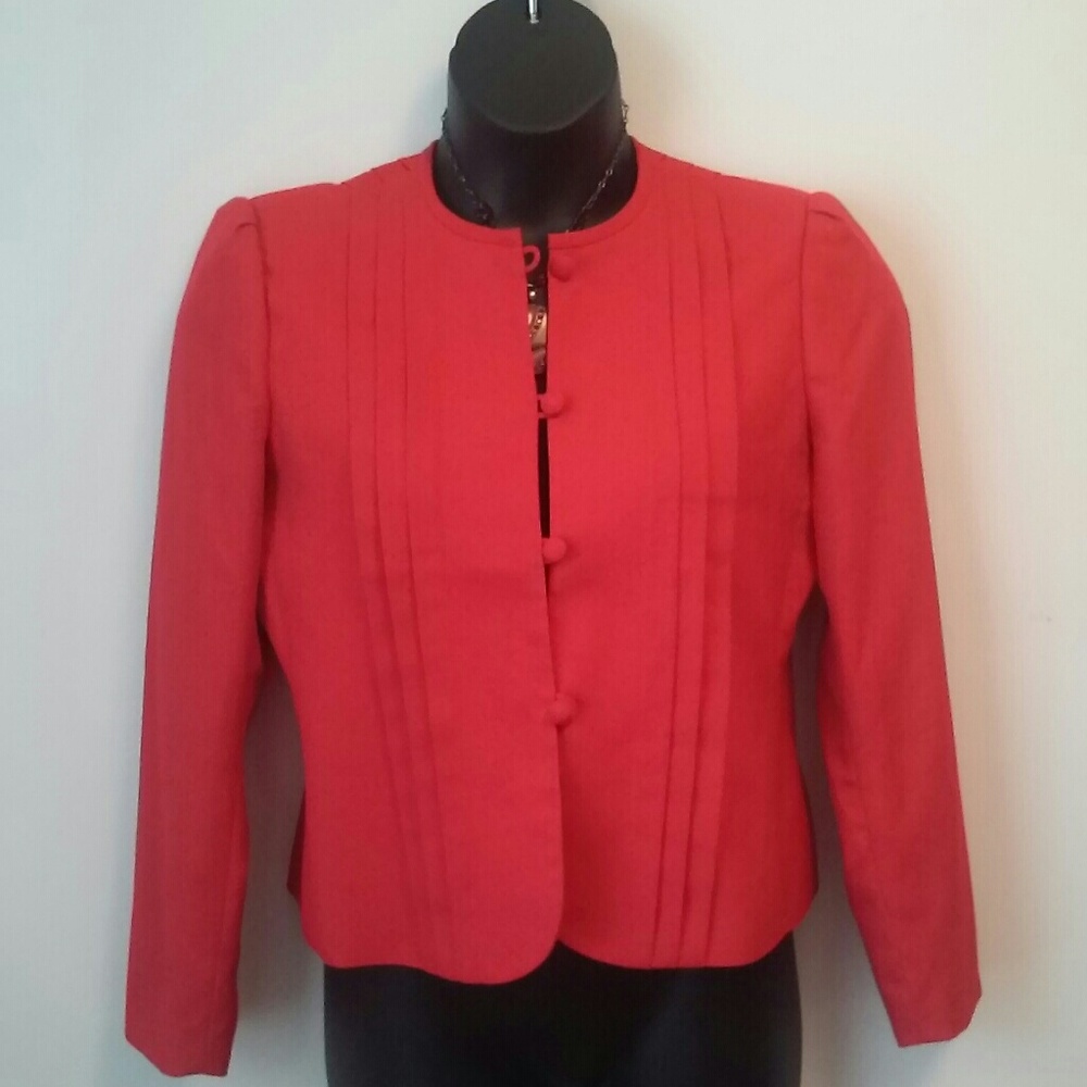 Sasson Cropped Blazer